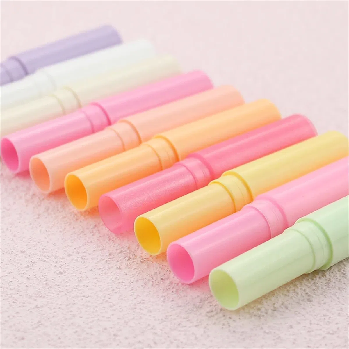 Lot de 30/50/100 conteneurs de baume à lèvres de 4 ml avec bouchons - Mini tube vide portable pour rouge à lèvres - Contenants cosmétiques de voyage (rouge, 100 pièces)