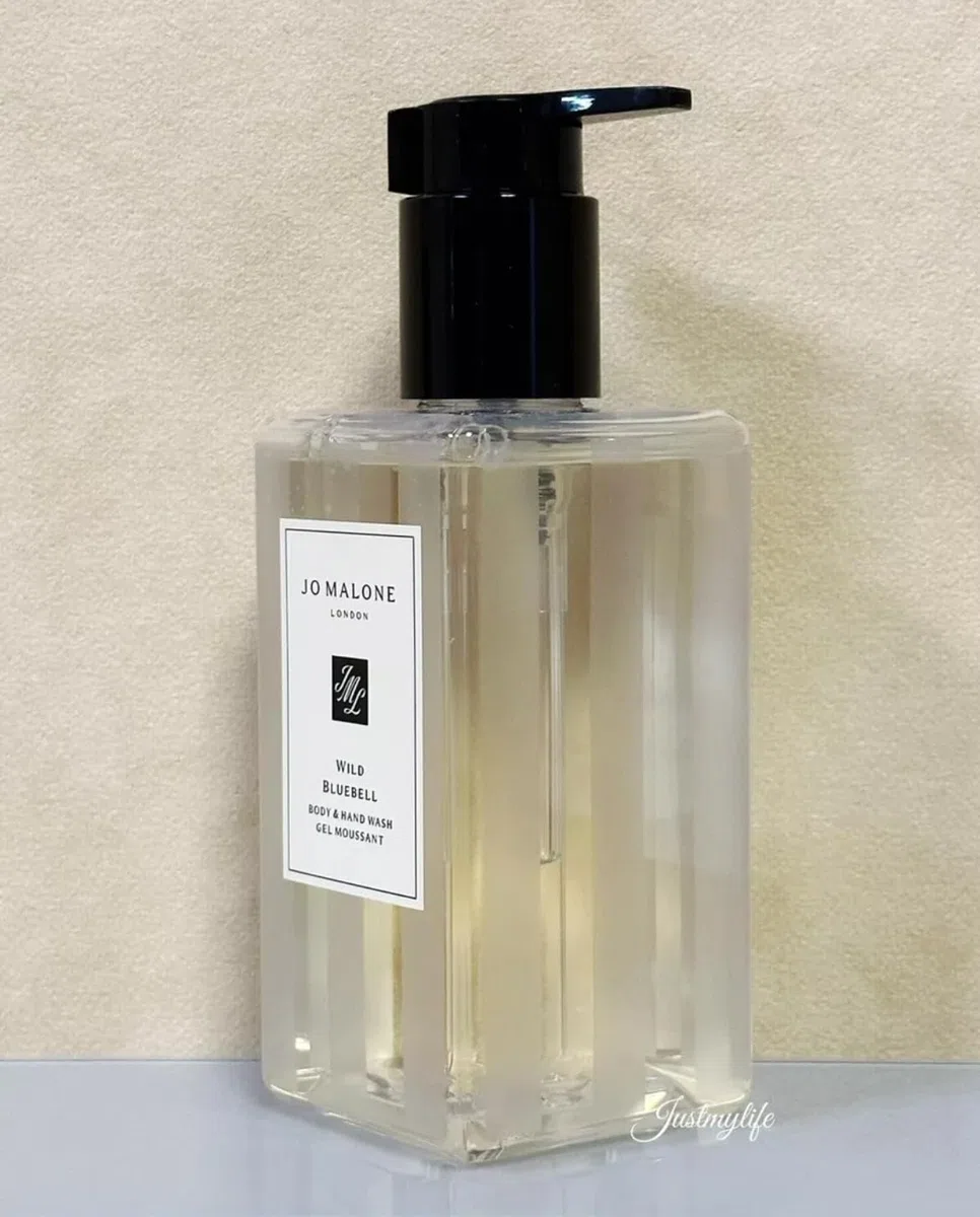 Wild Bluebell Body & Hand Wash (With Pump) - 250ml/8.5oz